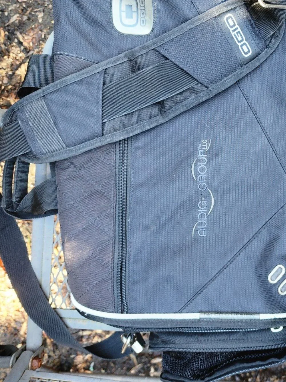 ⚠️ CLEARANCE ⚠️ GUC OGIO tech briefcase - black messenger bag